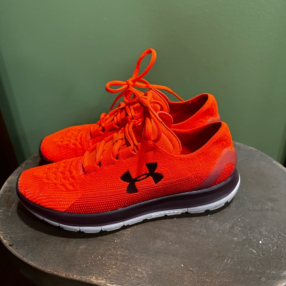 Under Armour Sneakers